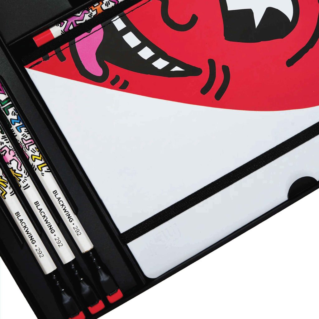 Blackwing Volume 292 - Keith Haring - Heart Essentials Set