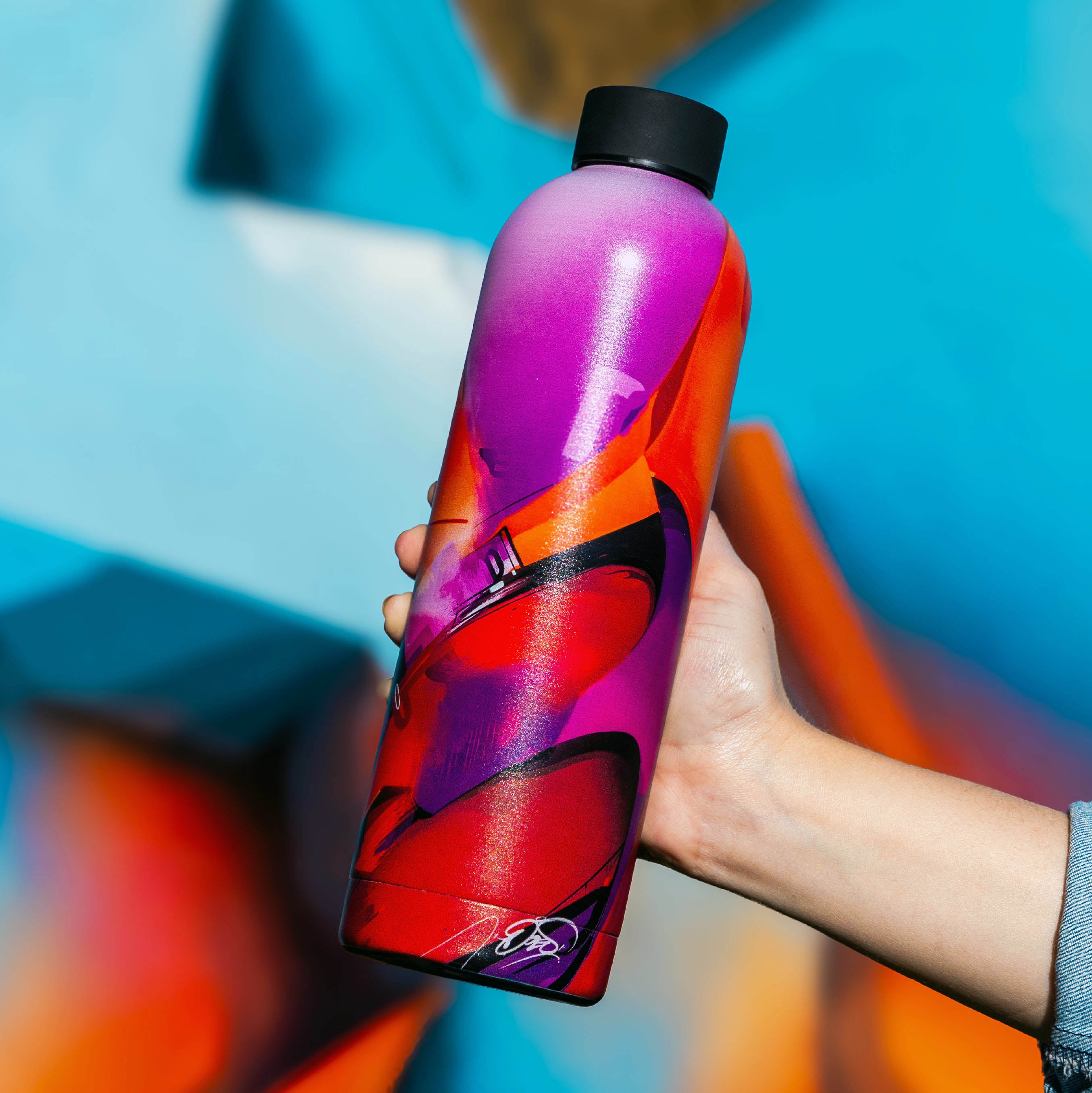Digital Does LAS VEGAS Water Bottle 750mL Secondary image