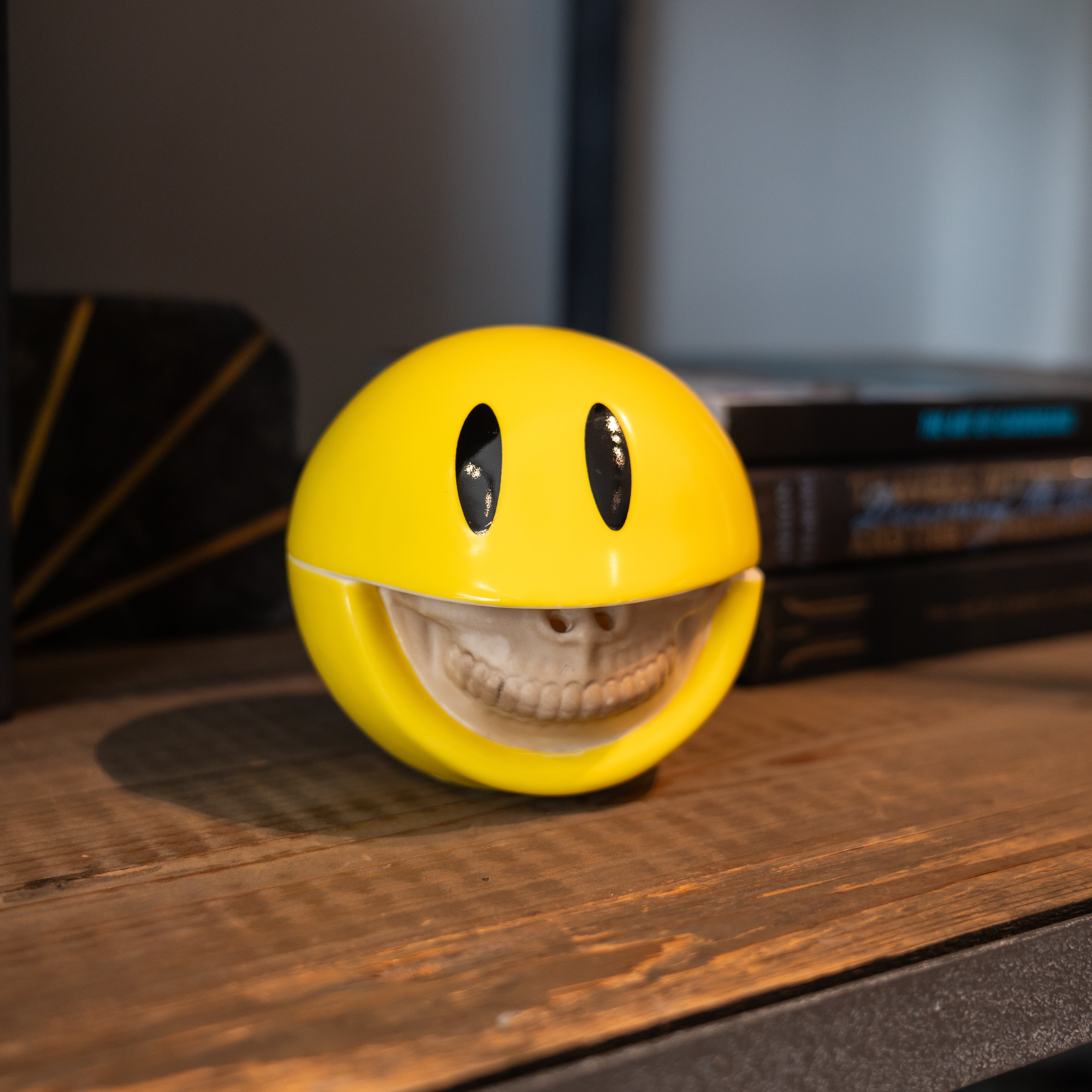 Ron English Grin Ceramic Incense Chamber Yellow 4.5" Secondary image