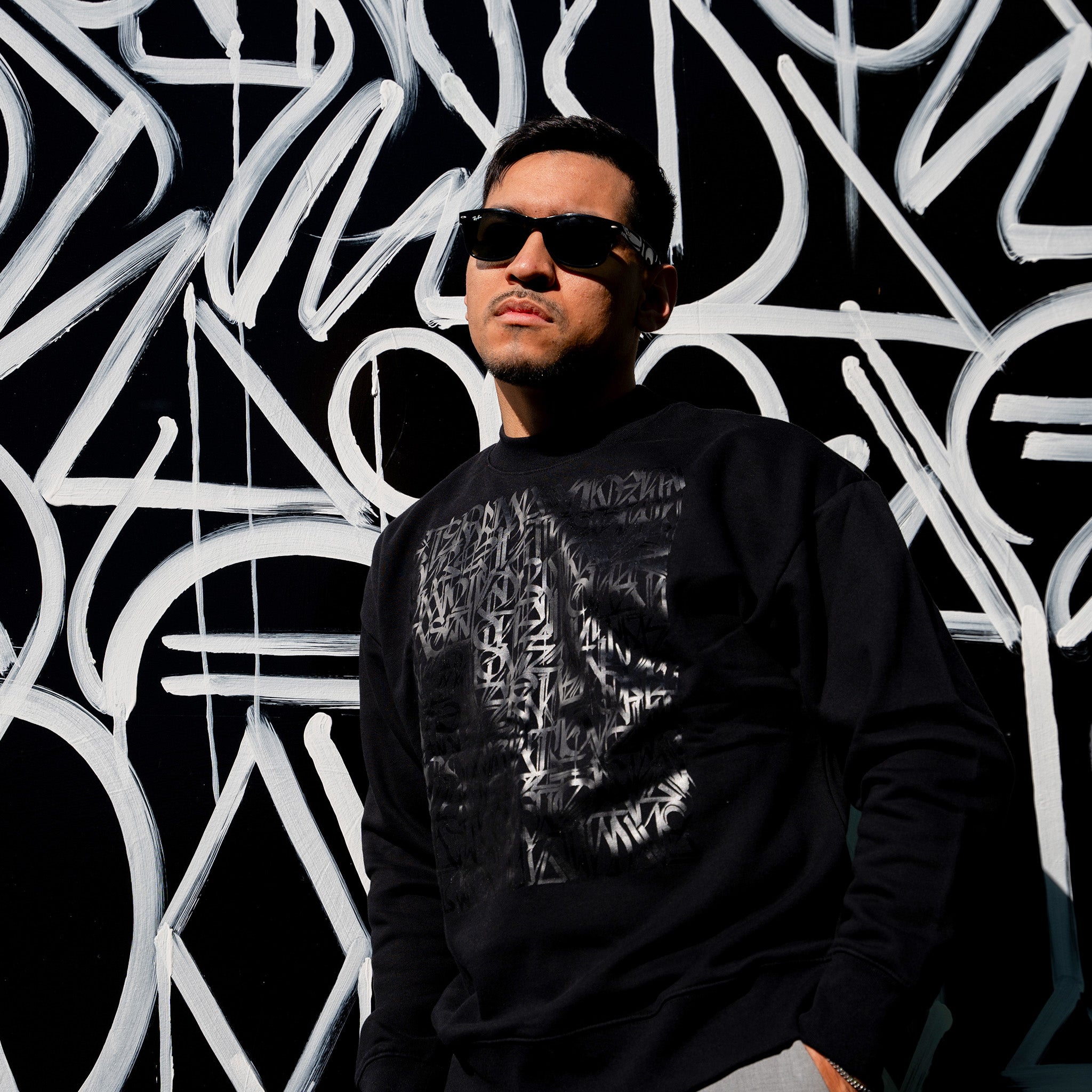 Defer THE MOVEMENT Crewneck Fleece Secondary image