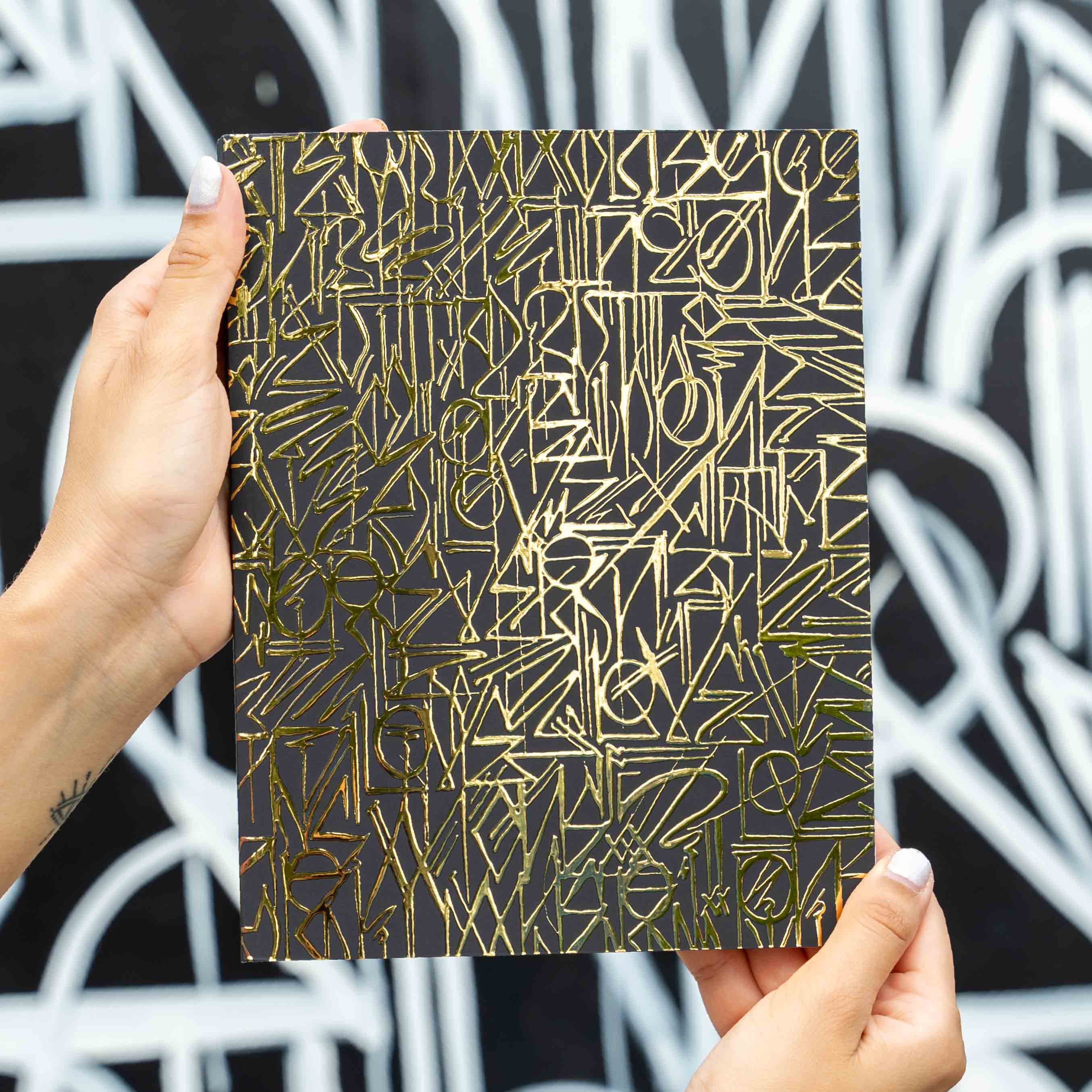 Defer THE DIARIES Medium Notebook