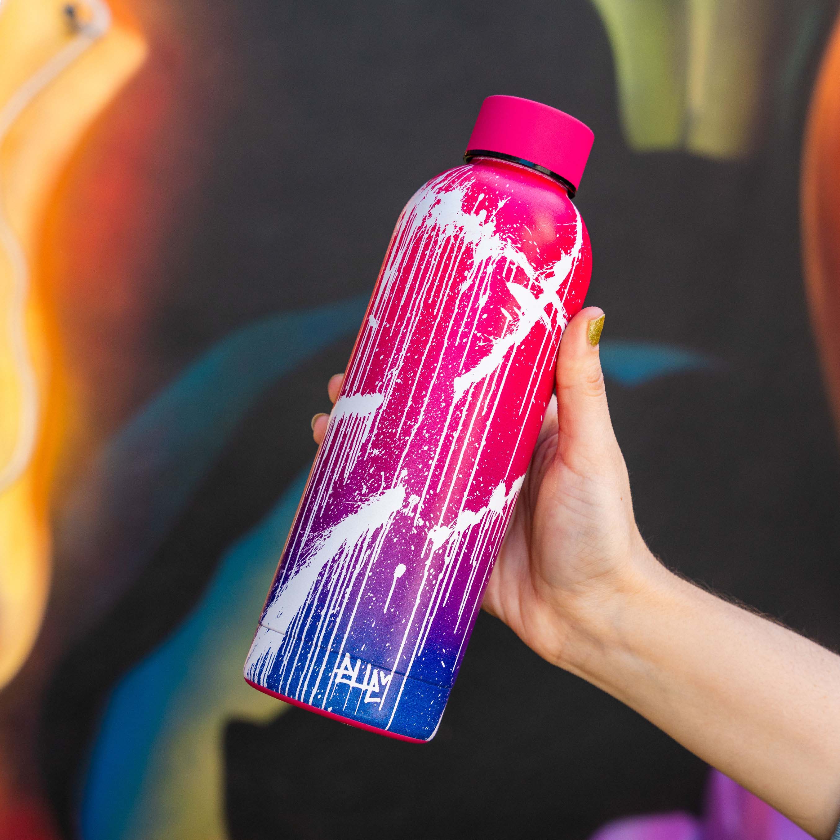 Elle Street Art EXTINGUISHED Water Bottle 500mL Secondary image