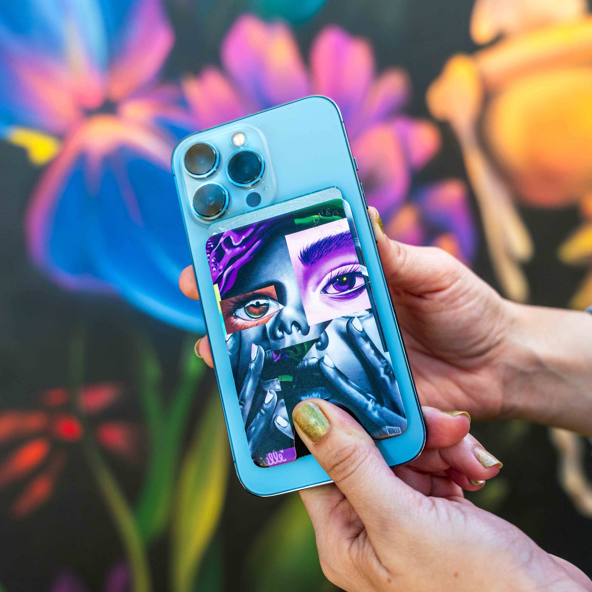 Elle Street Art TROUBLE PopWallet