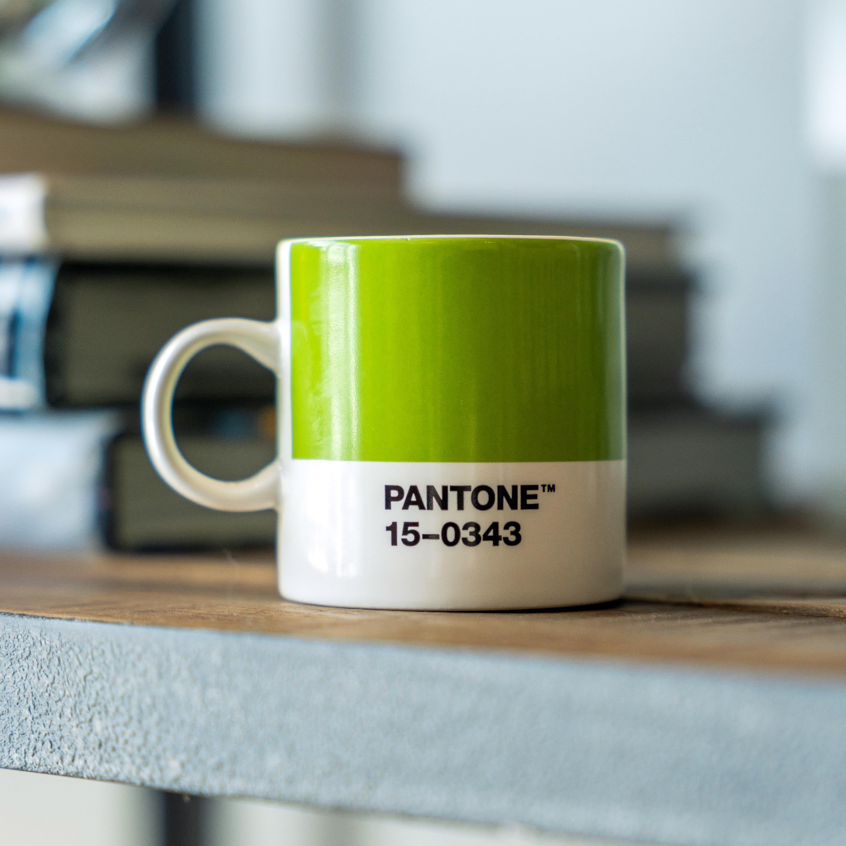 PANTONE Espresso Cup Greenery 15-0343
