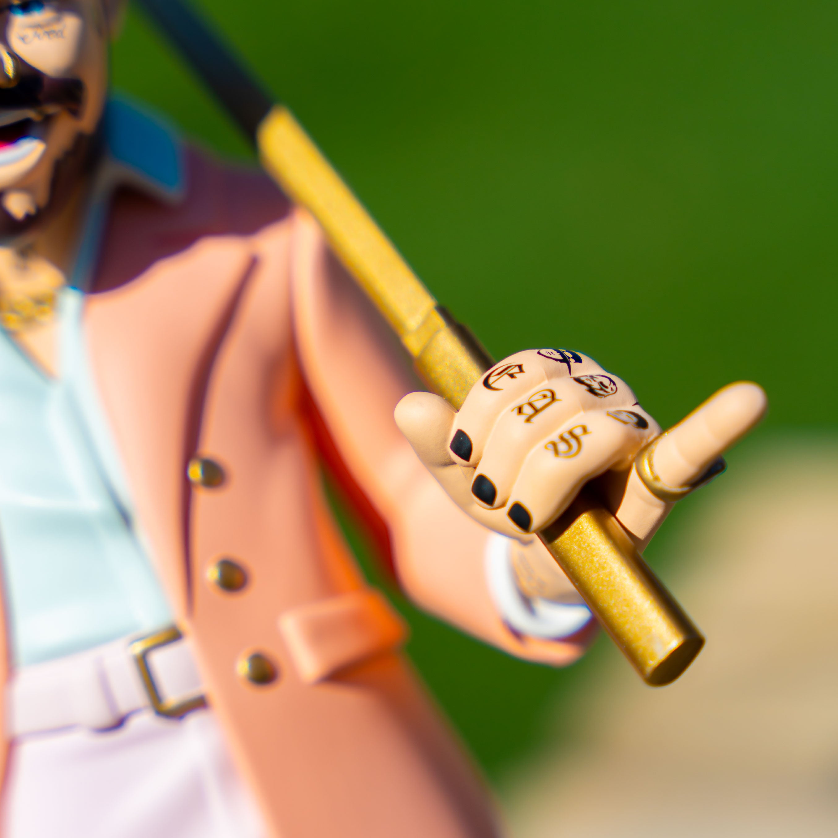 The Legend of Malone  Vinyl Figure