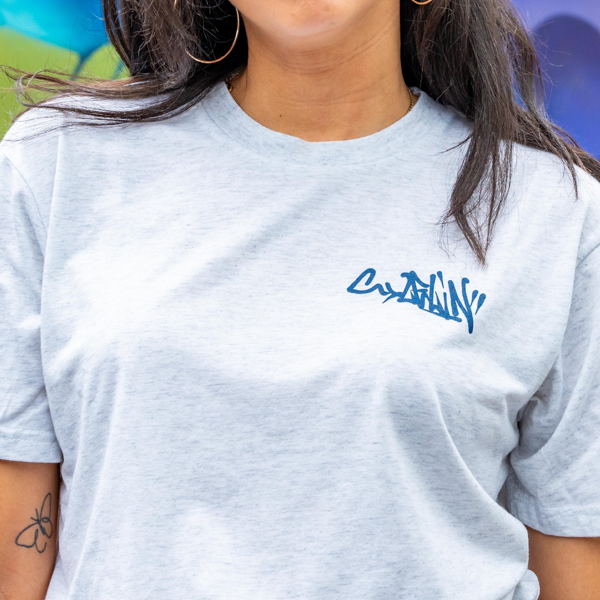 Lelin Alves CAÇADOR DE FLORES Wynwood Walls Tee Comfy