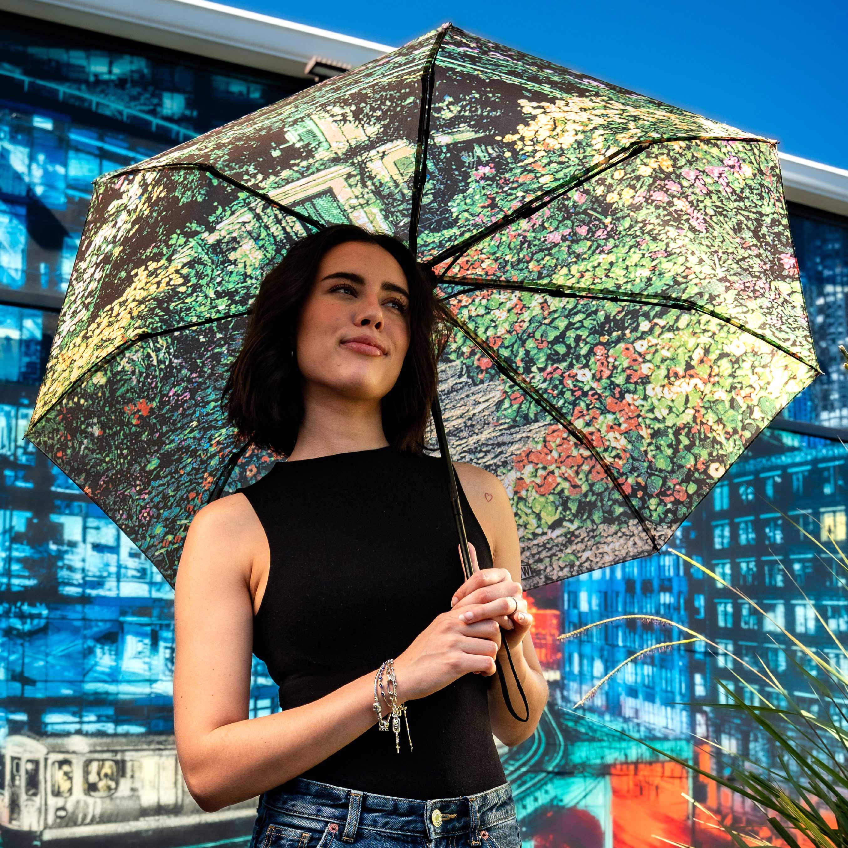 Logan Hicks THE ENTRANCE Travel-Size Umbrella Secondary image