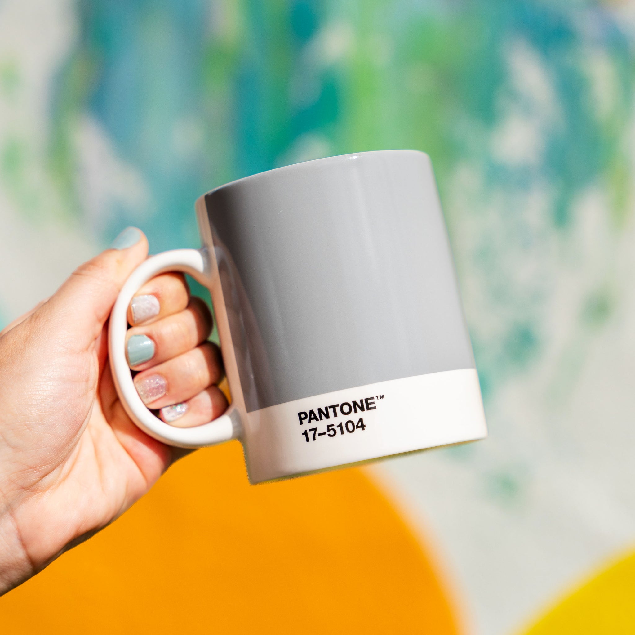 PANTONE Mug Ultimate Gray 17-5104