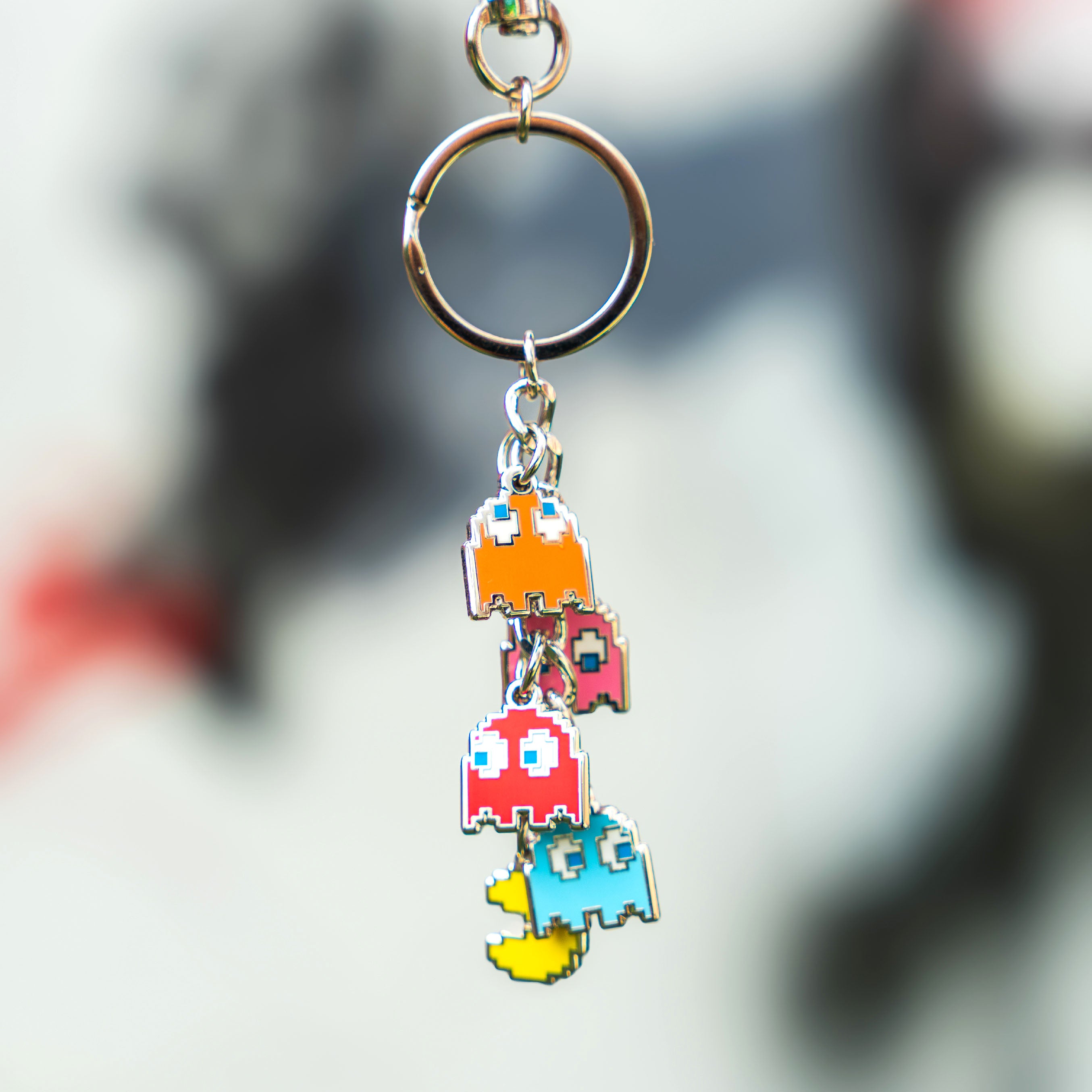 Pac-Man PAC-MAN & GHOSTS Enamel Keychain Secondary image
