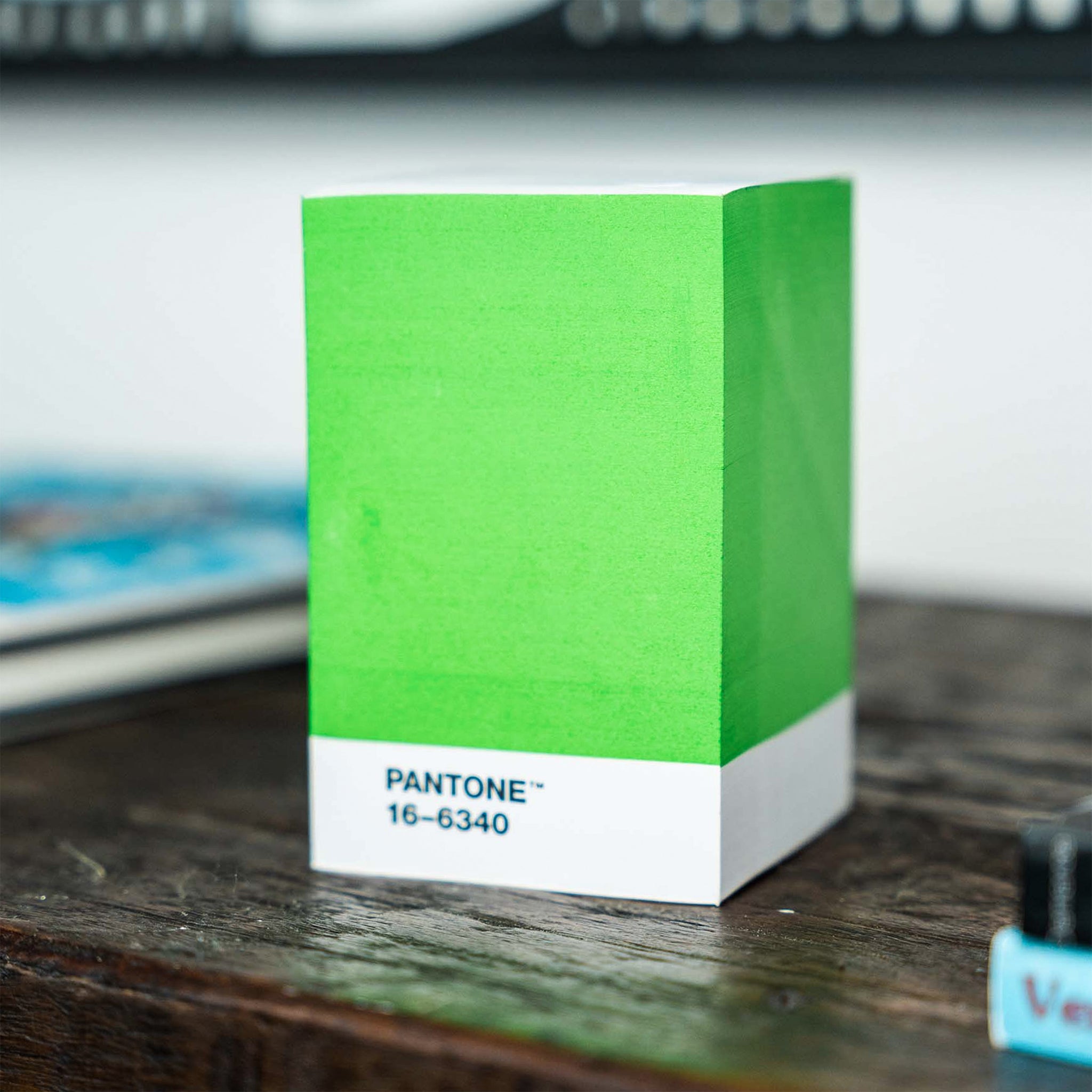 PANTONE Sticky Notepad Green 16-6340