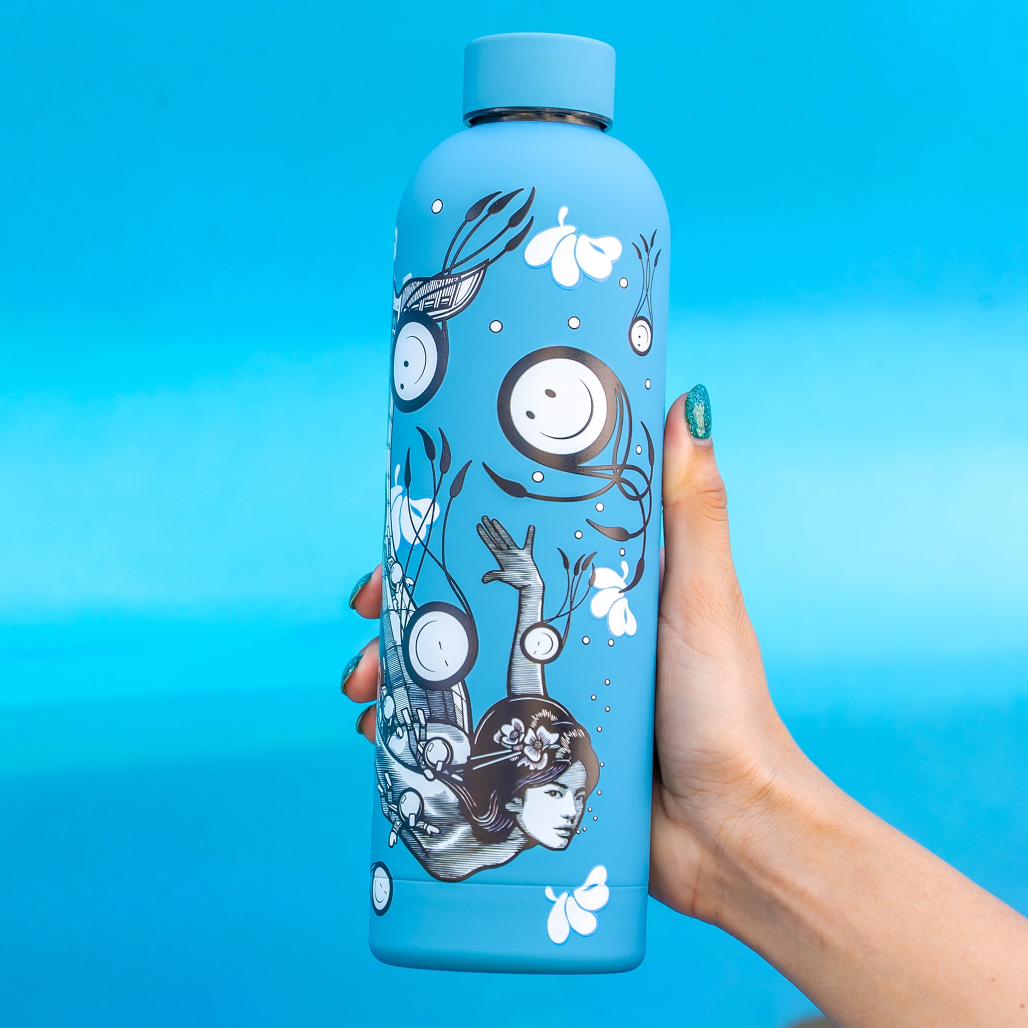 The London Police MERMAID WITH SQUILLADS Water Bottle 750mL Secondary image