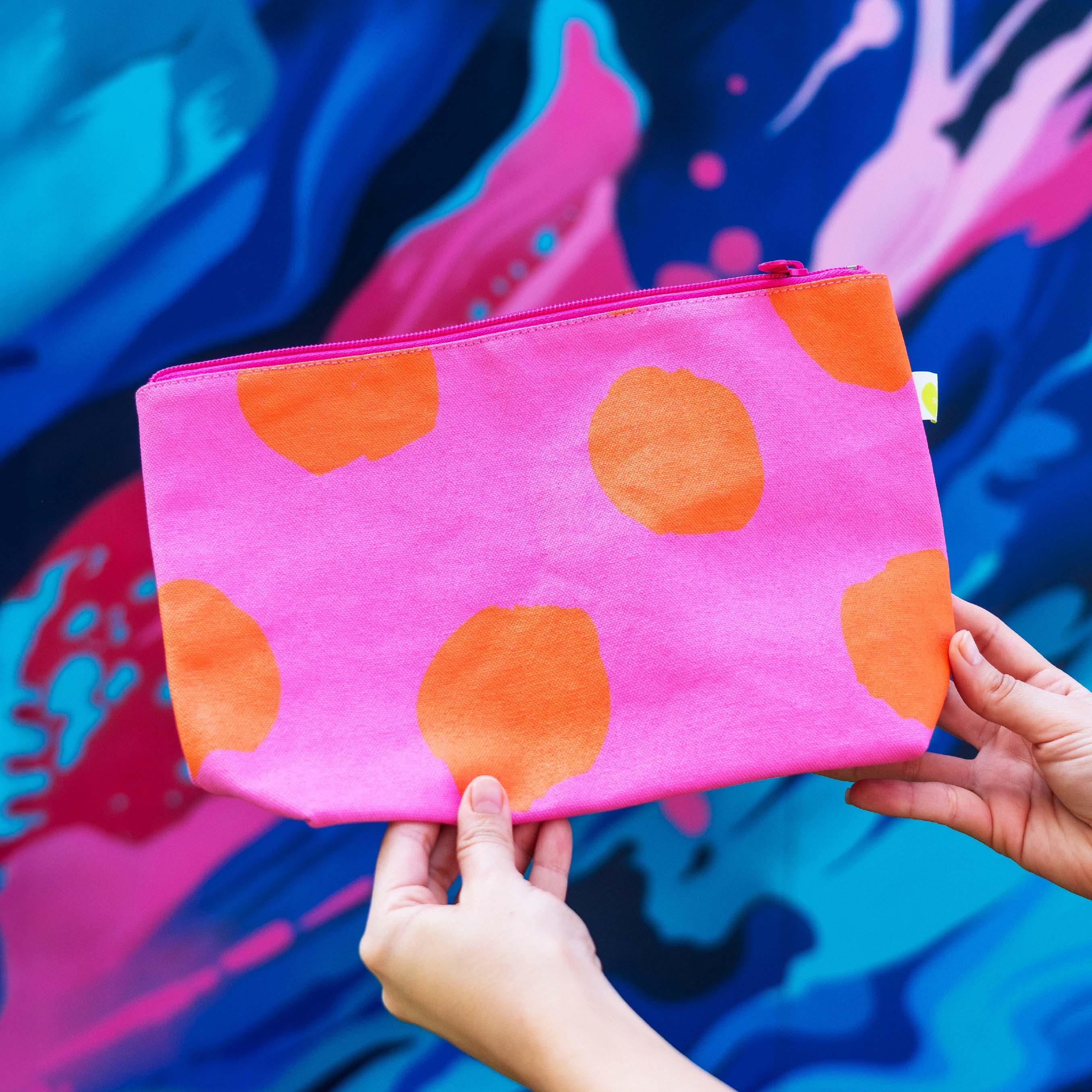 Travel Pouch Large - Big Smudge Dot Pink & Orange