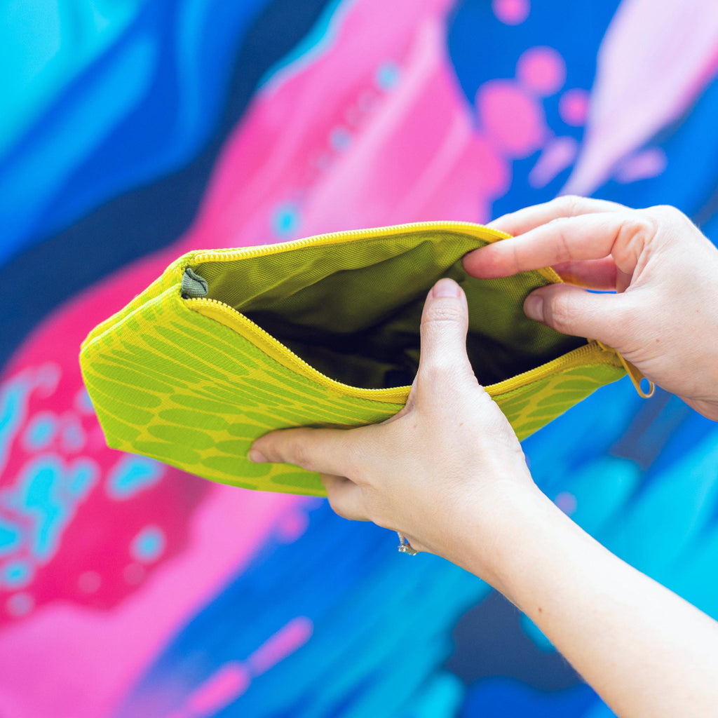 Travel Pouch Small - Wall Citron & Green