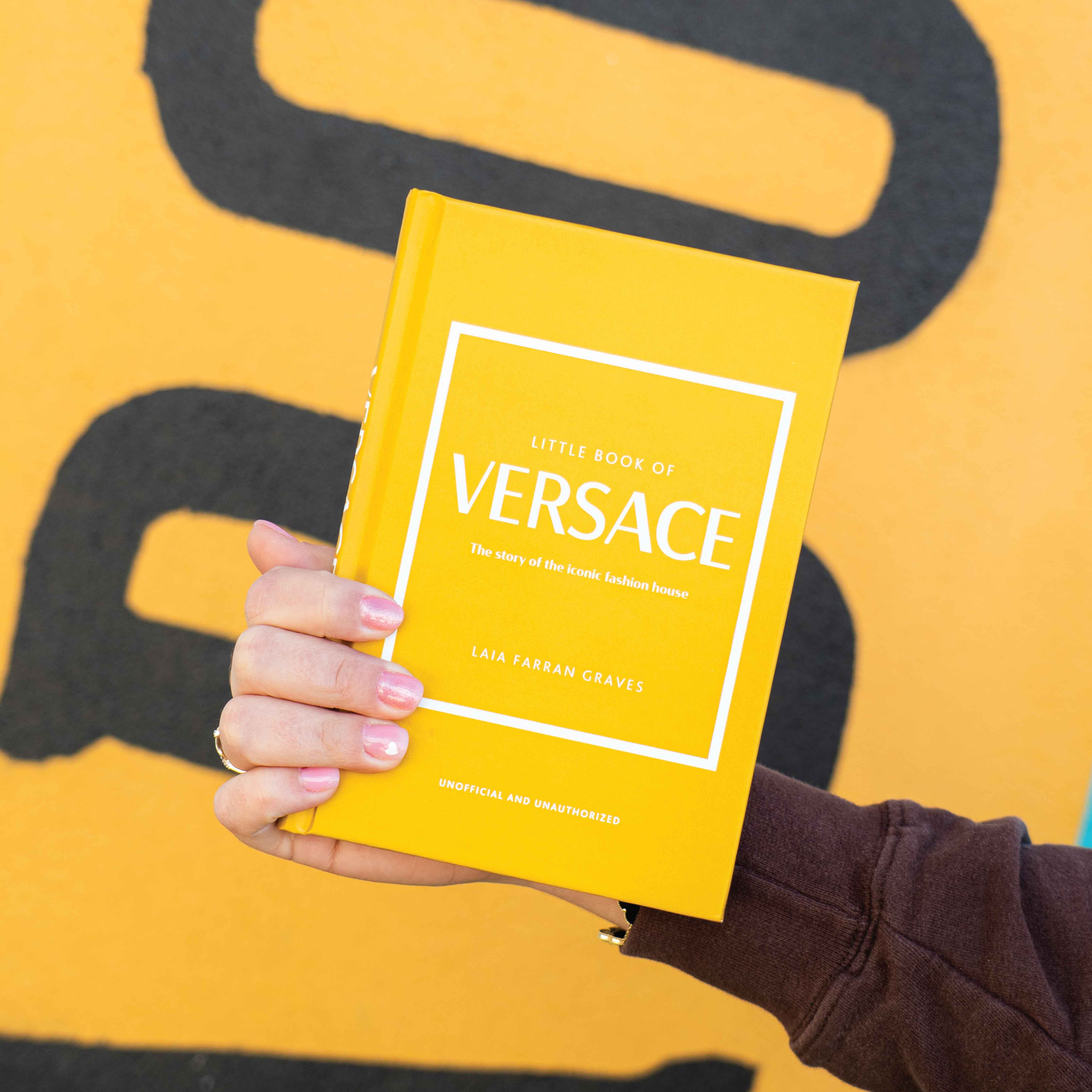 Little Book of Versace – The Story of Gianni Versace and Iconic Little Book of Versace – The Story of Gianni Versace and Iconic
