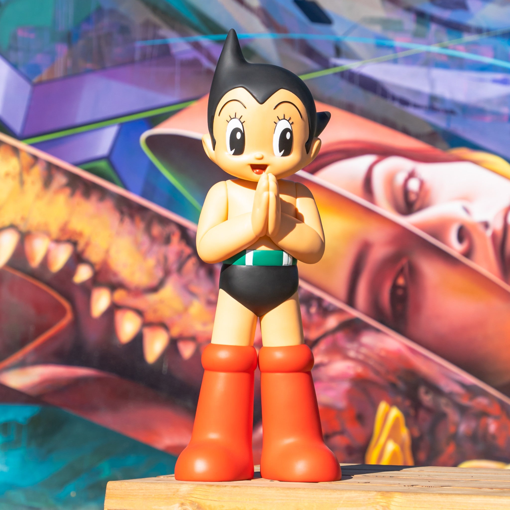 Astro Boy Greeting - OG 1000% - Wynwood Walls Shop