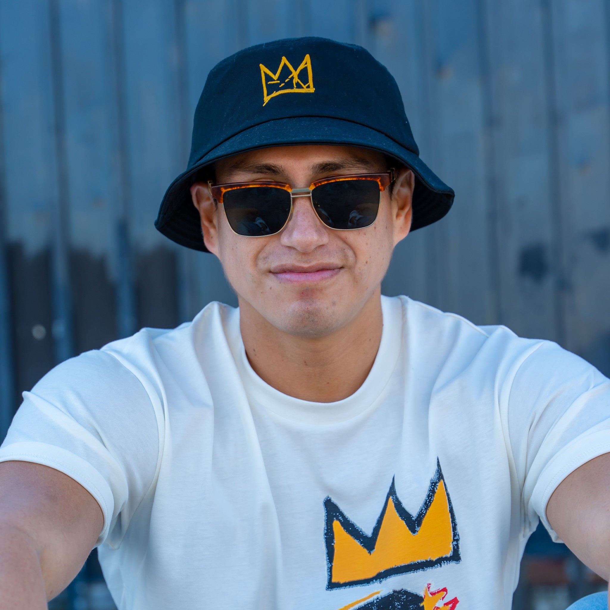 Basquiat CROWN ICON Bucket Hat Secondary image