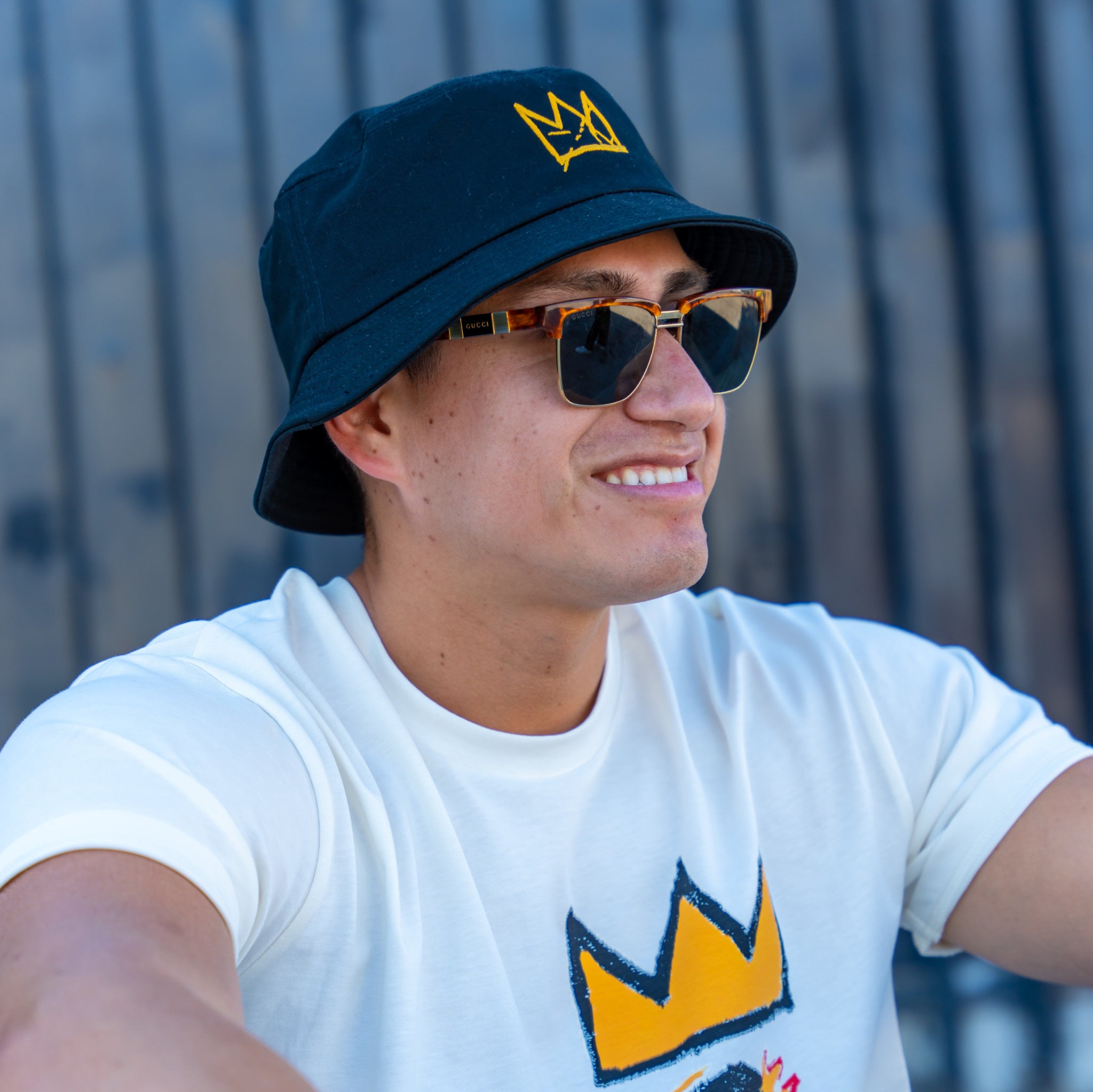Basquiat CROWN ICON Bucket Hat - Wynwood Walls Shop