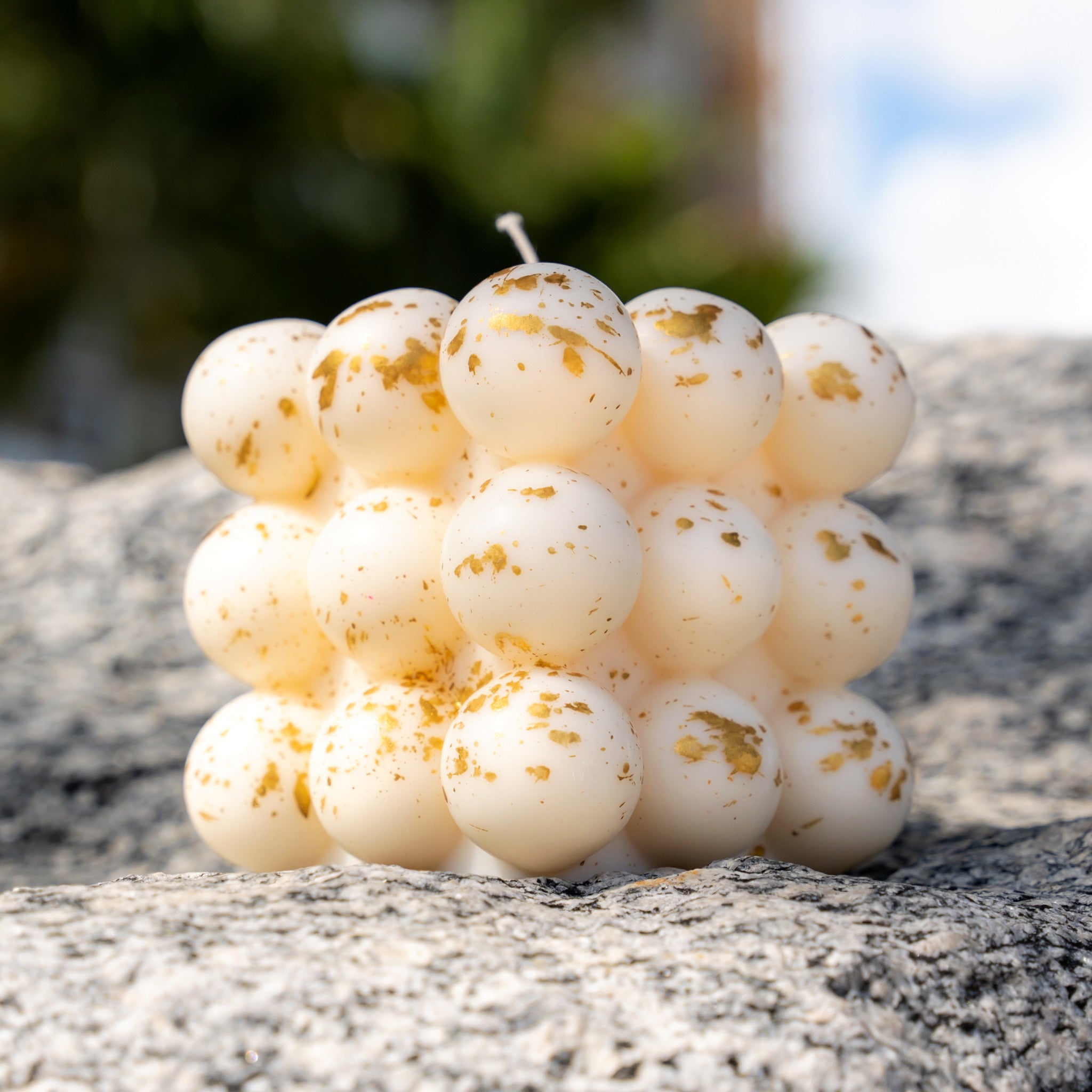 The Bold Gold Splattered Candle Secondary image