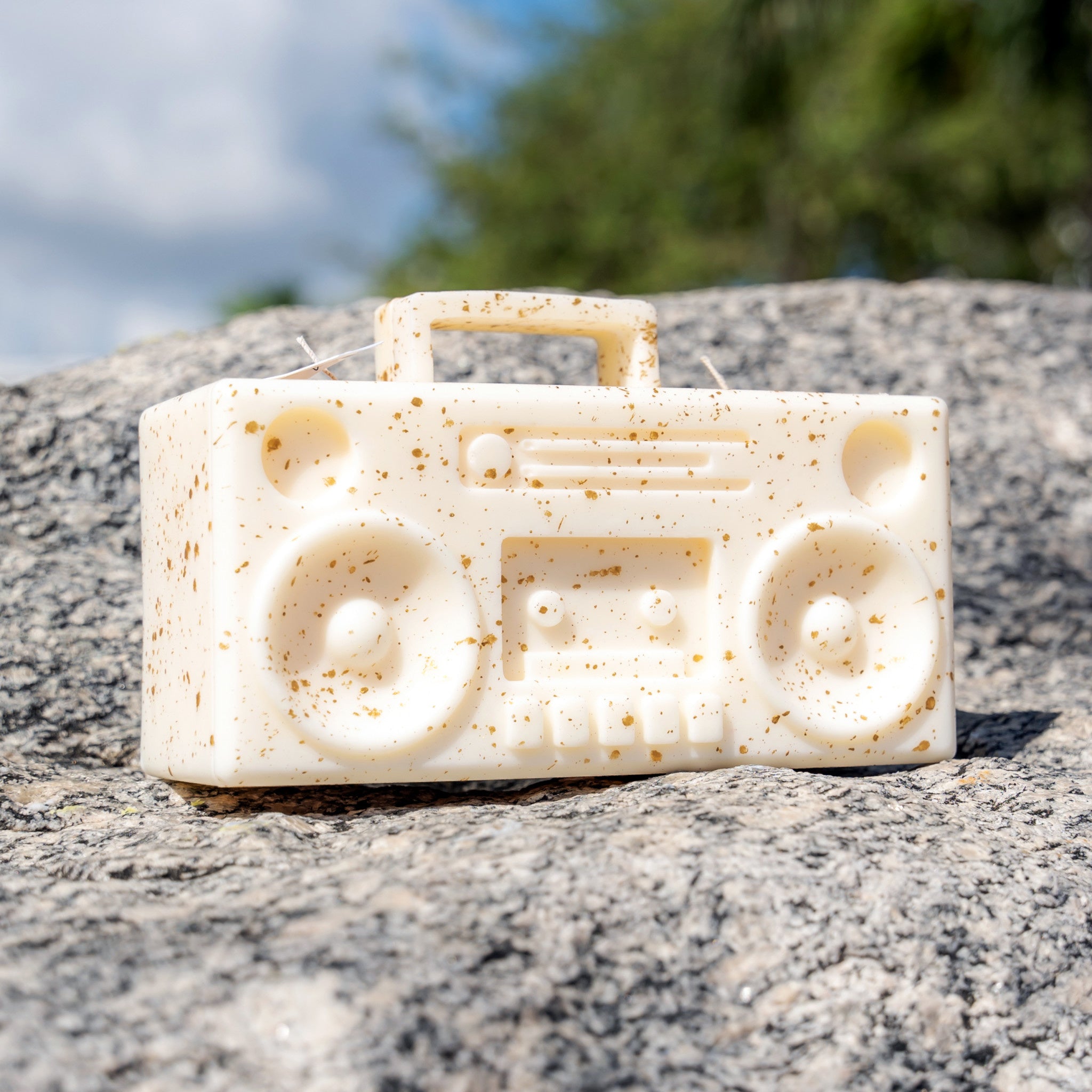 Boom Box White & Gold Candle - Wynwood Walls Shop