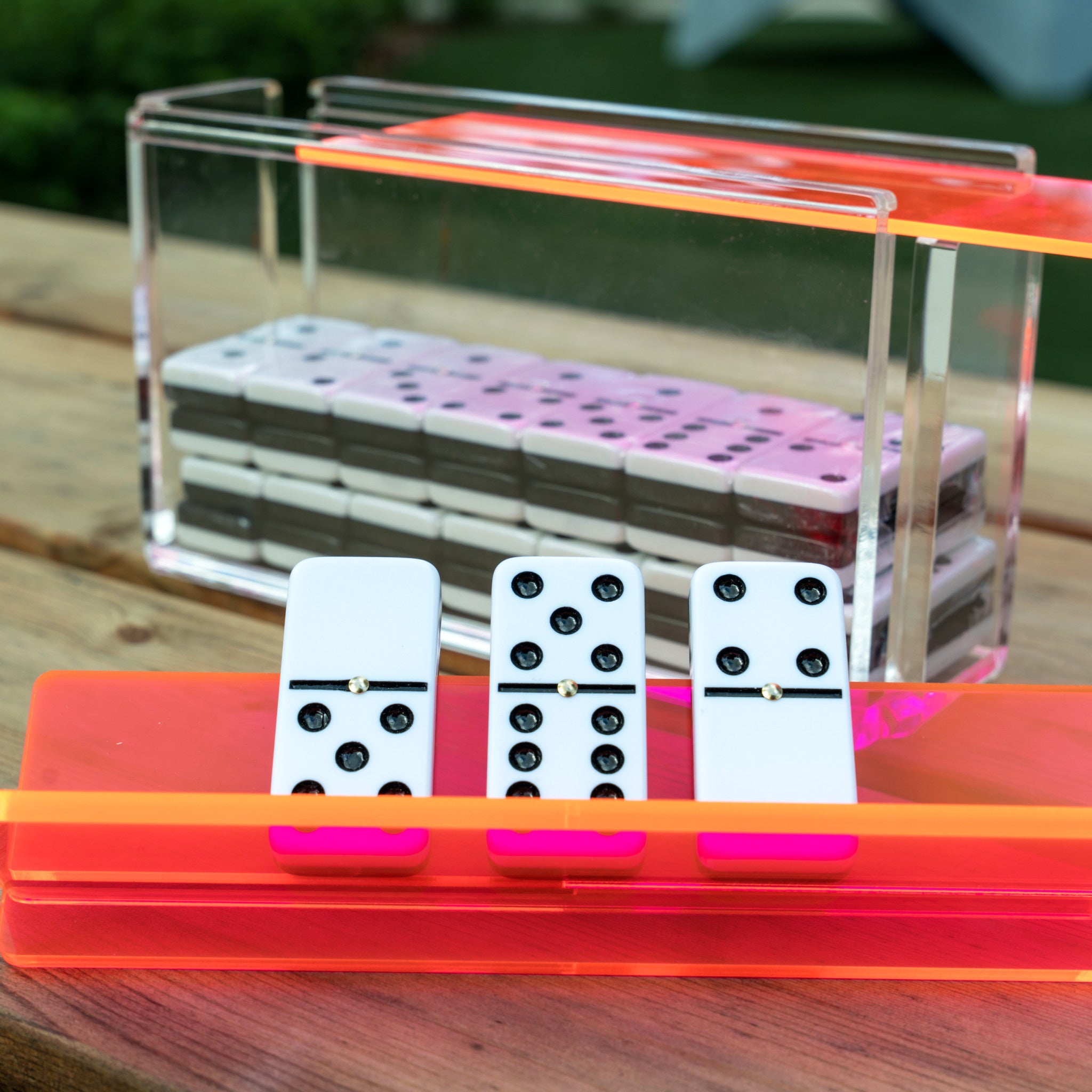 El Catire Neon Pink Matching Racks: Revitalize Your Game Nights – The ...