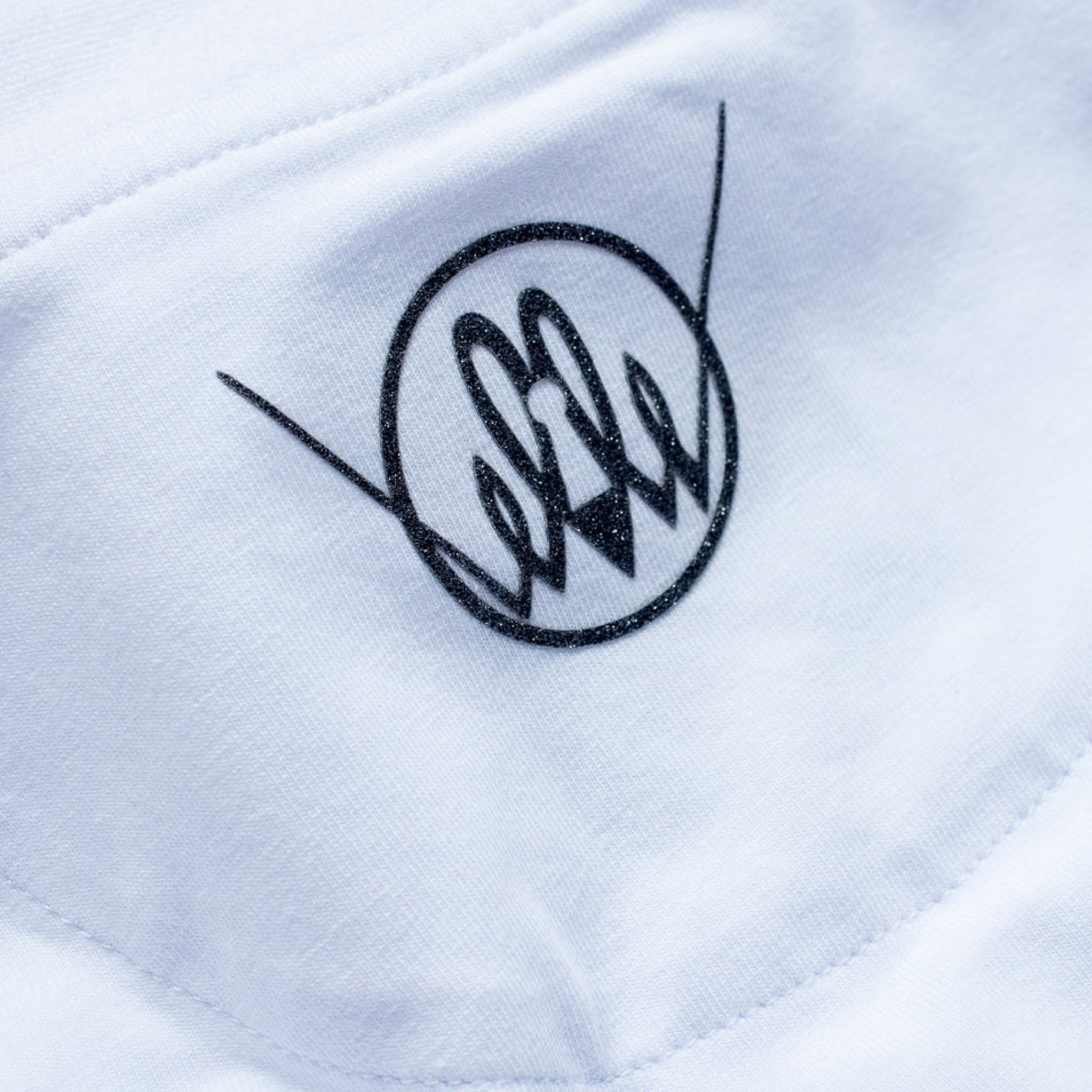 Elle EYES Tee - Wynwood Walls Shop