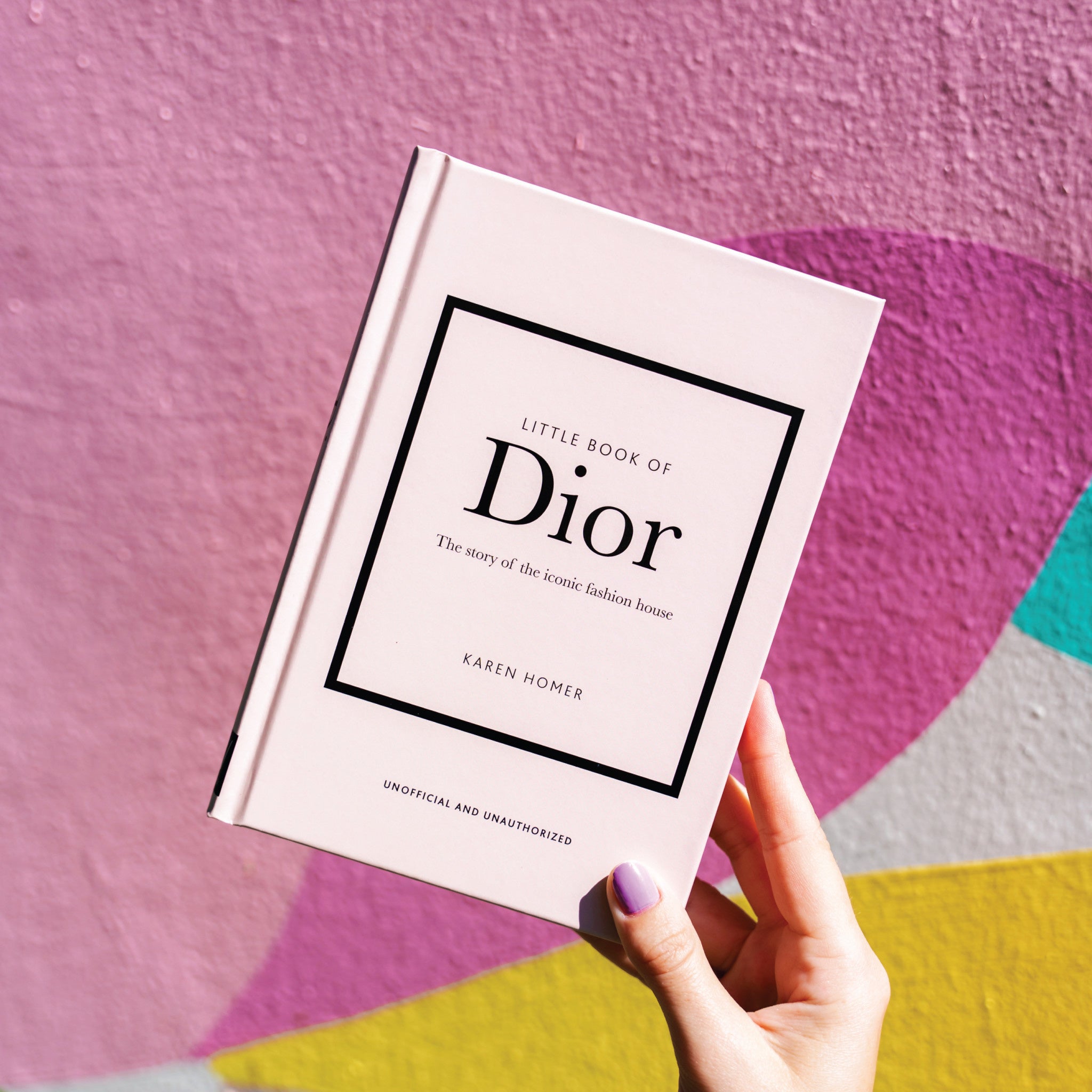Little Book of Dior: The Story of the Iconic Fashion House Secondary image
