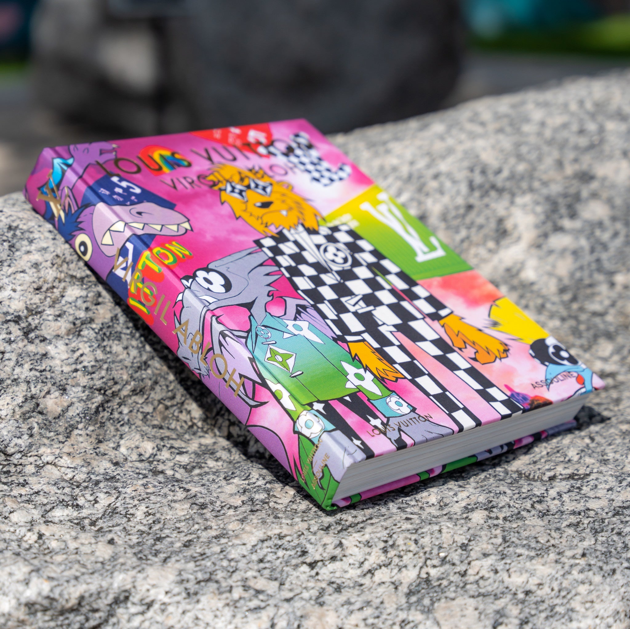LOUIS VUITTON VIRGIL ABLOH アートブック Louis Vuitton: Virgil Abloh (Classic Cartoon Cover): Madsen