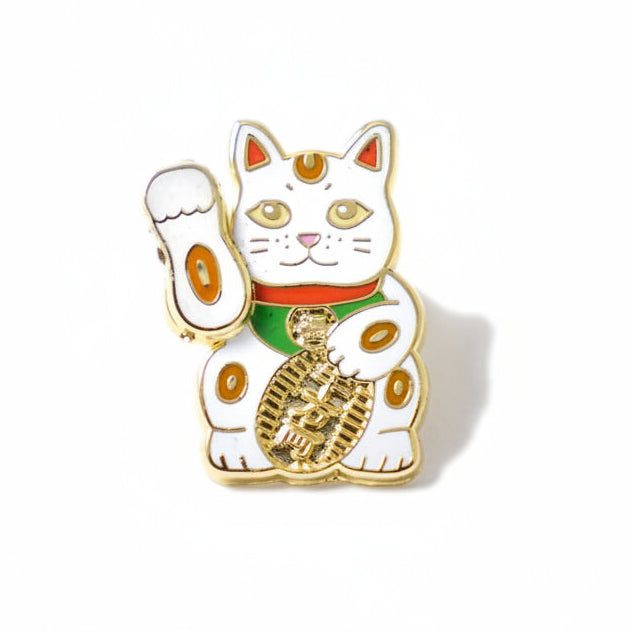 White Lucky Cat Pin Main image