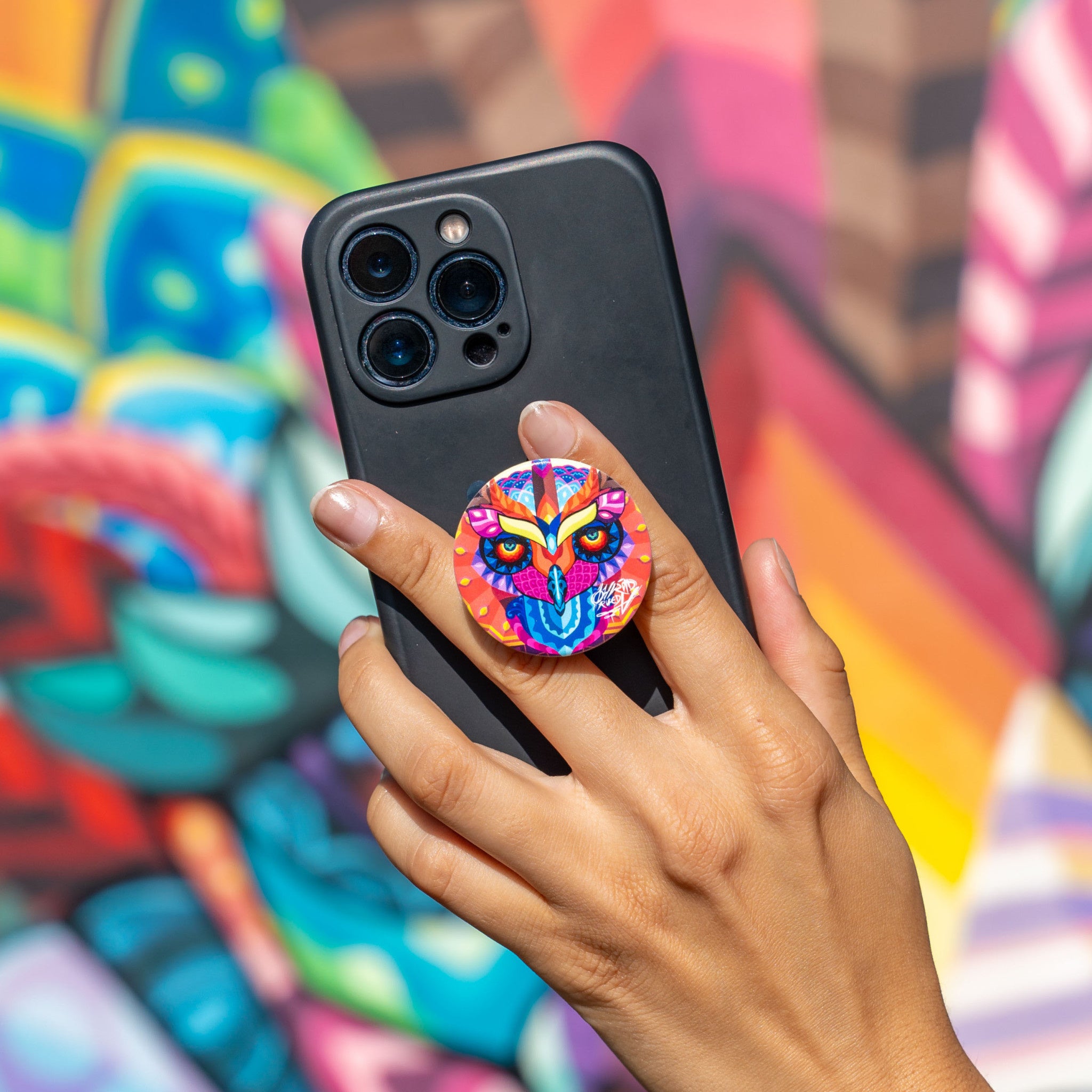 Experience Farid Rueda's Vibrant OWL PopSocket | Art Meets Function ...