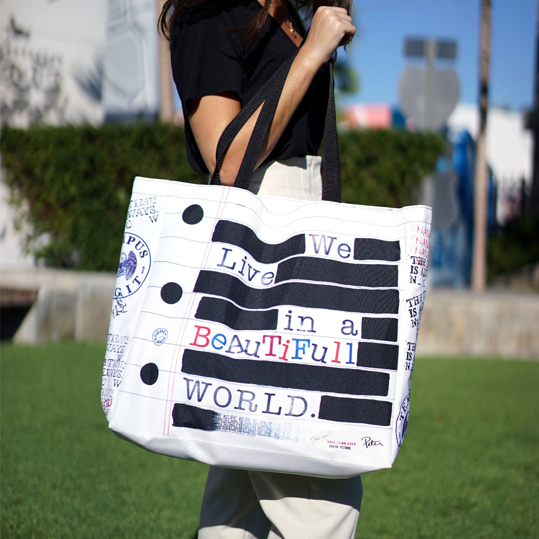 Peter Tunney WE LIVE IN A BEAUTIFUL WORLD Large Tote Bag Secondary image