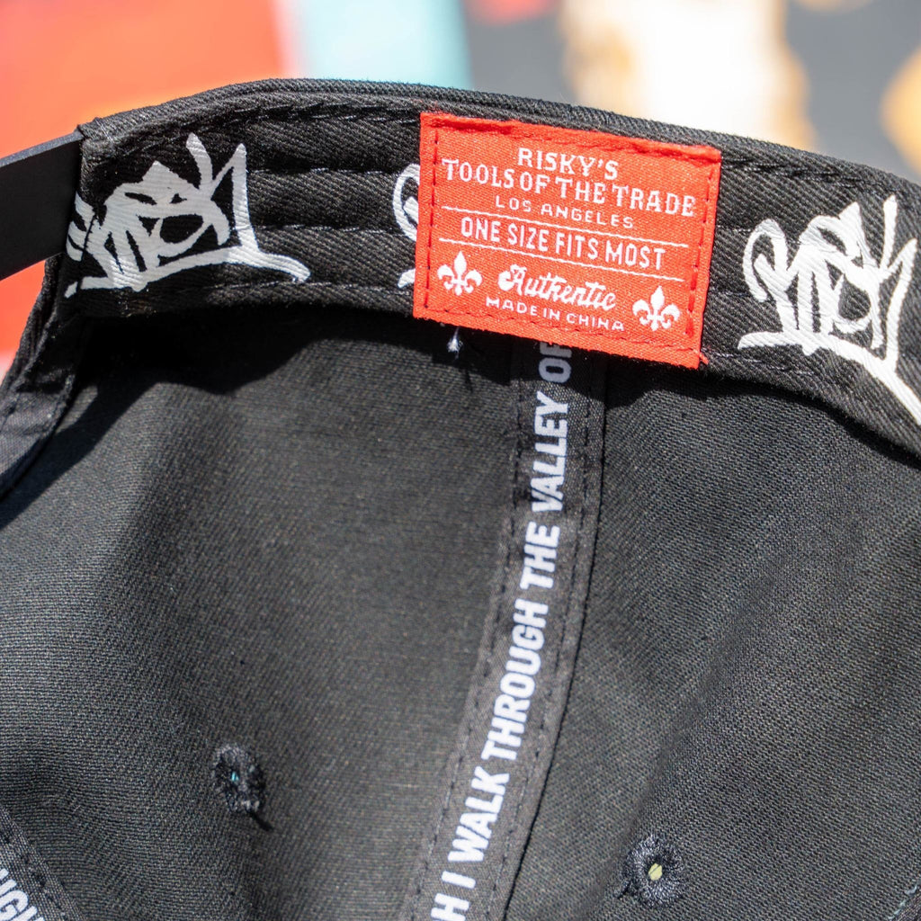 Risky's 6 Panel Bird Black Cap - Wynwood Walls Shop