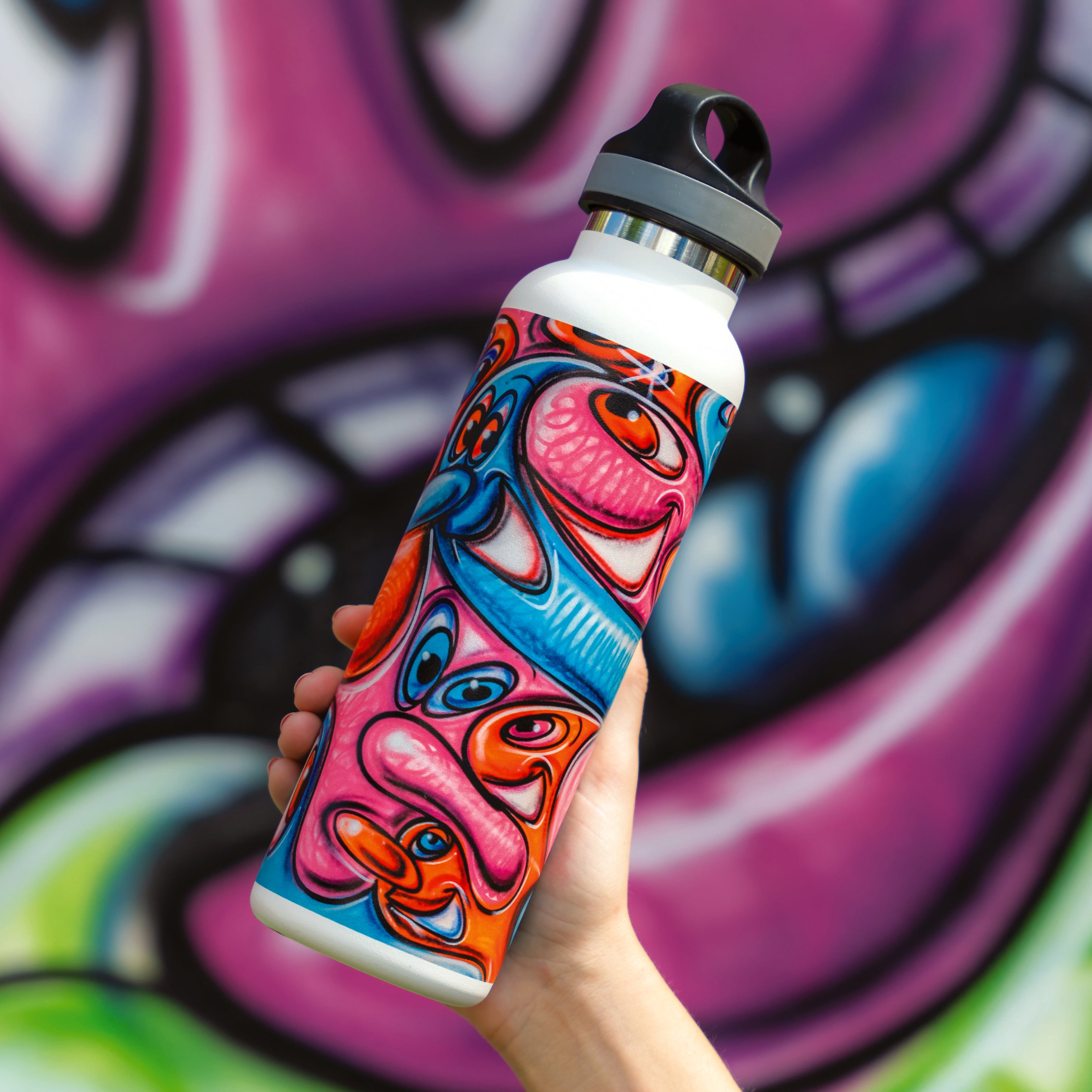 Kenny Scharf Water Bottle Zoomara - Leaving soon Secondary image