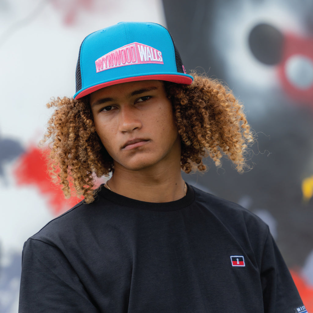 New Era x Wynwood Walls 9FIFTY Trucker Vice Blue - Wynwood Walls Shop